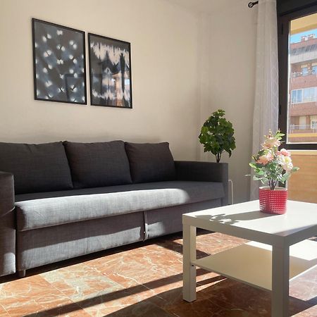 Apartamentos El Pilar Suites 3000 Zaragoza Exteriör bild