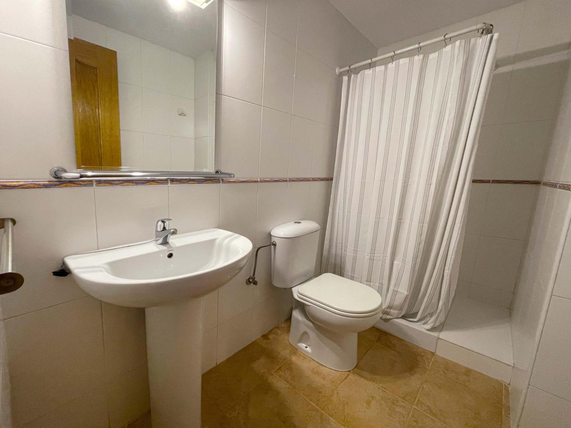 Apartamentos El Pilar Suites 3000 Zaragoza Exteriör bild