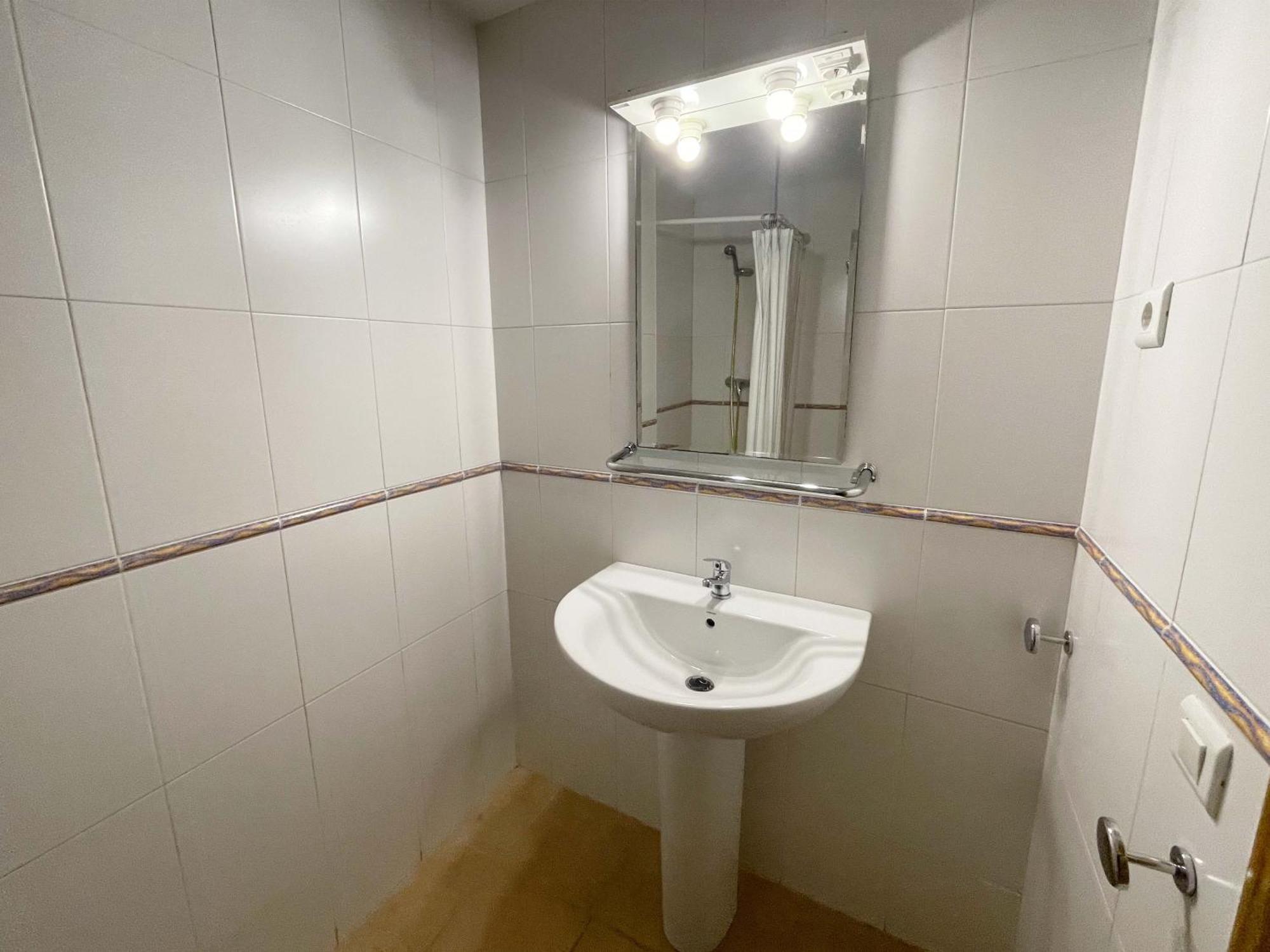 Apartamentos El Pilar Suites 3000 Zaragoza Exteriör bild