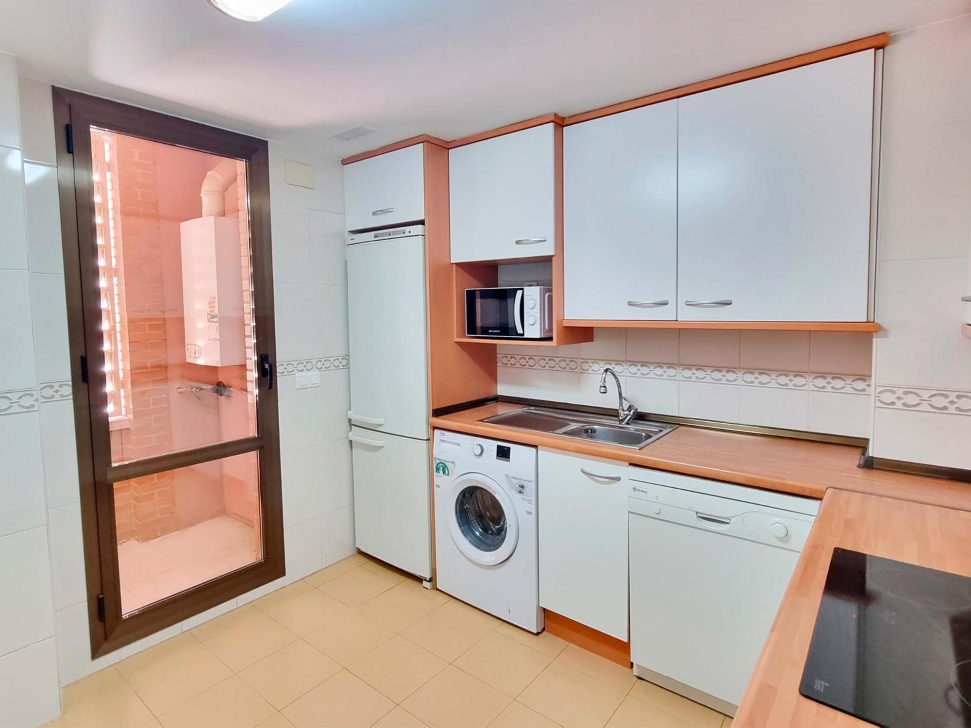 Apartamentos El Pilar Suites 3000 Zaragoza Exteriör bild